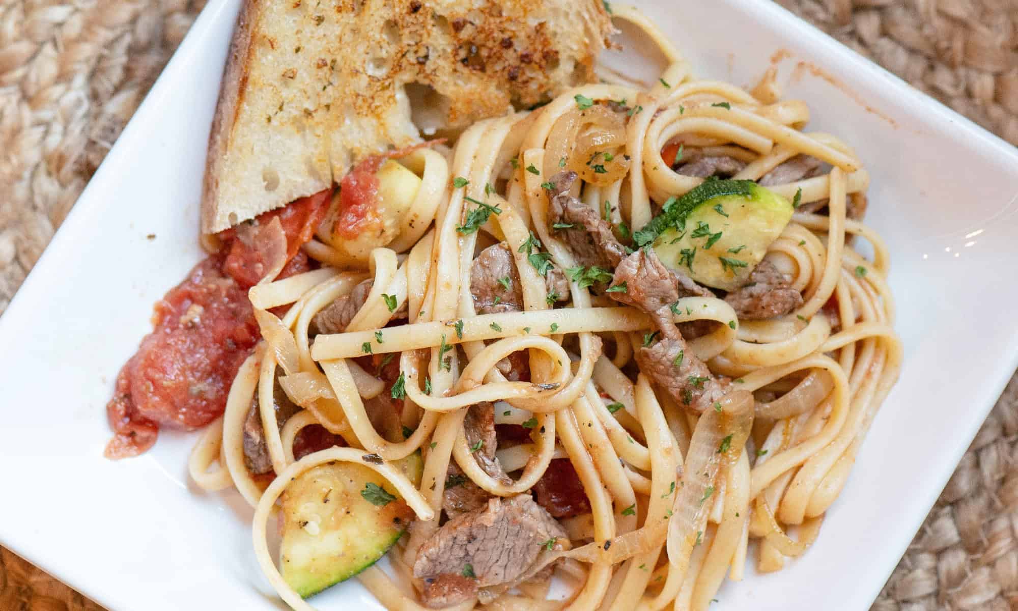Linguini with Beef and Veggies riuond up
