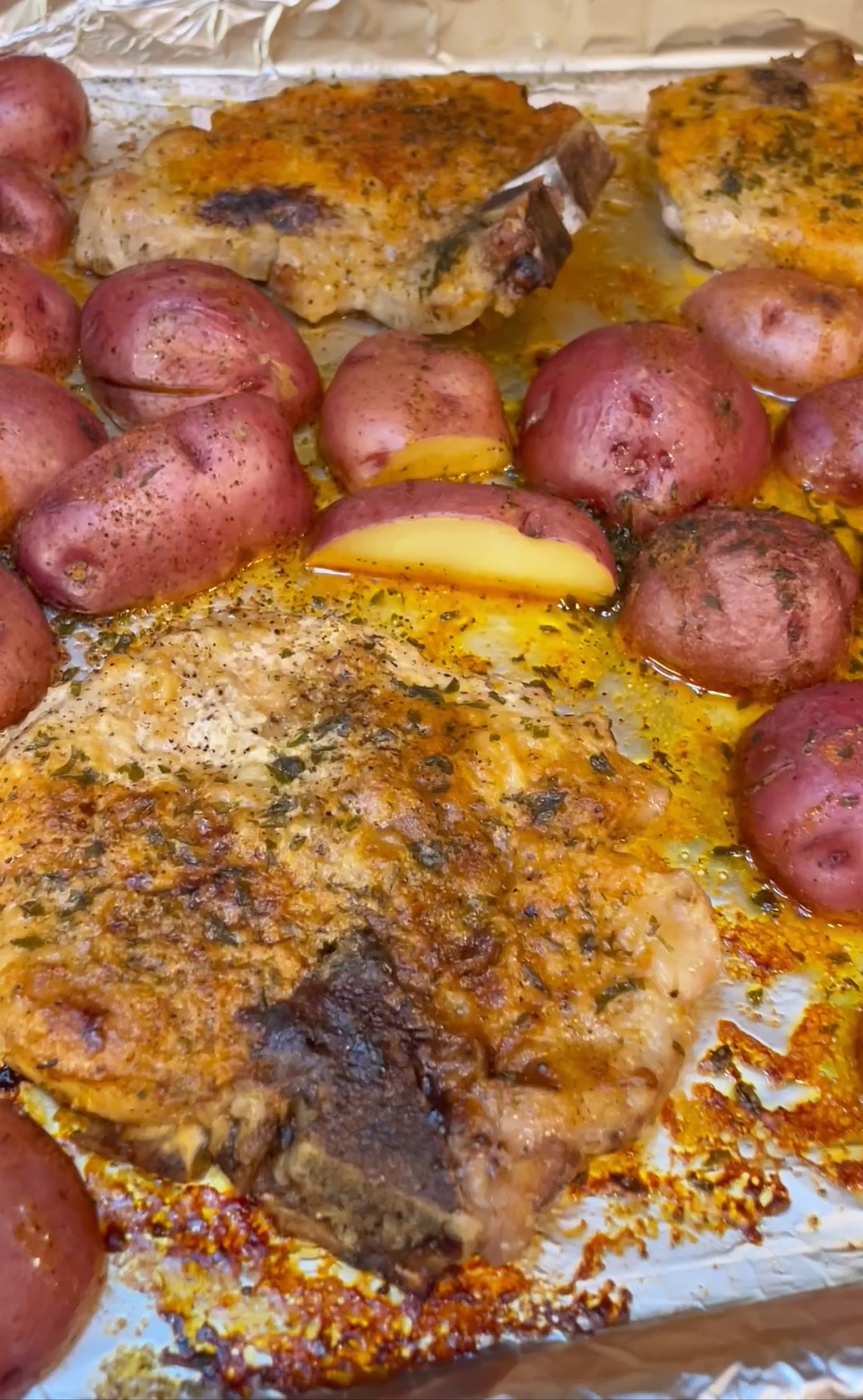 Pork Chops with Red Potatoes