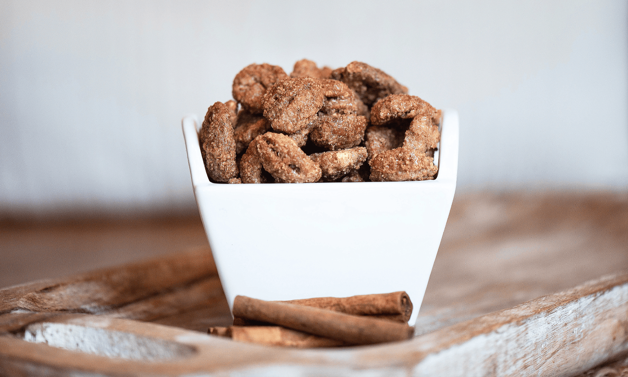 Cinnamon Sugar Pecans perfectly spiced and in a serving bowl