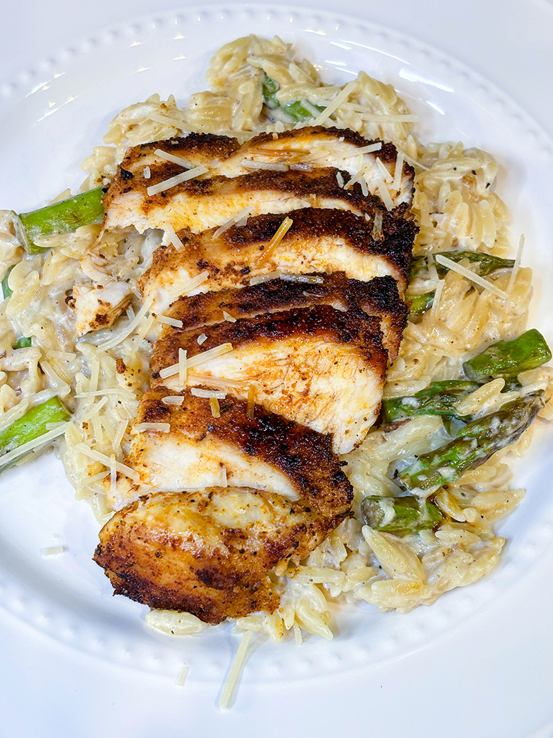 Creamy Orzo with Asparagus and Chicken